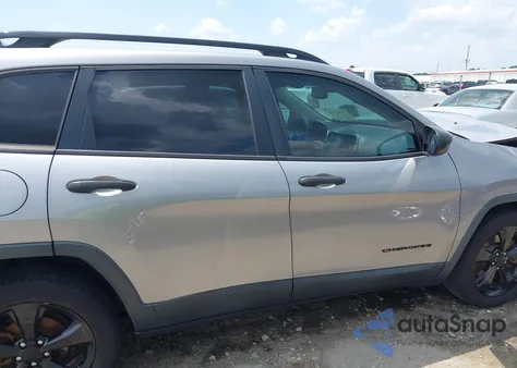 2016 Jeep Cherokee Altitude z USA, uszkodzony, nr VIN 1C4PJLAB7GW307900